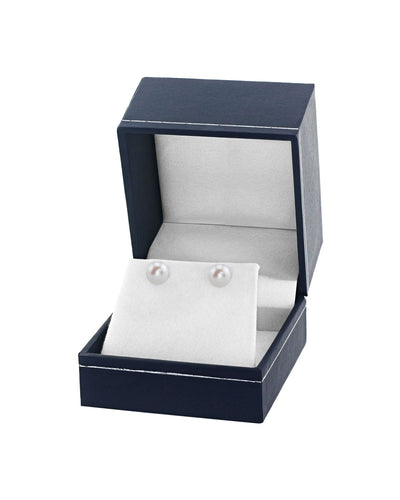 7mm White Freshwater Round Pearl Stud Earrings - Fourth Image