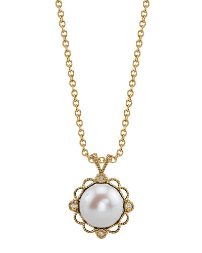 Freshwater Pearl Lea Pendant - Model Image