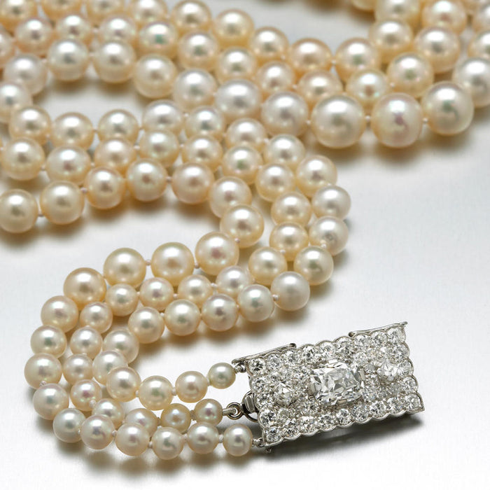 The Wide World of Pearls, Our 34th Issue: Best Friends Forever: Diamonds and Pearls 💕 Thursday, April 8, 2021