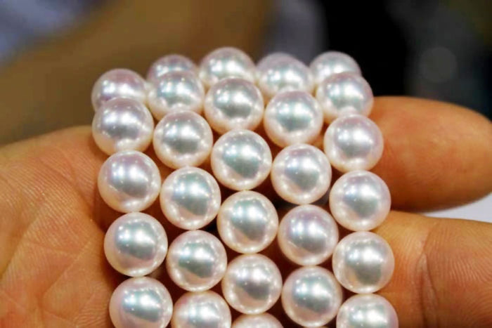 The Wide World of Pearls: Meet the Ferrari of Pearls - Issue #5