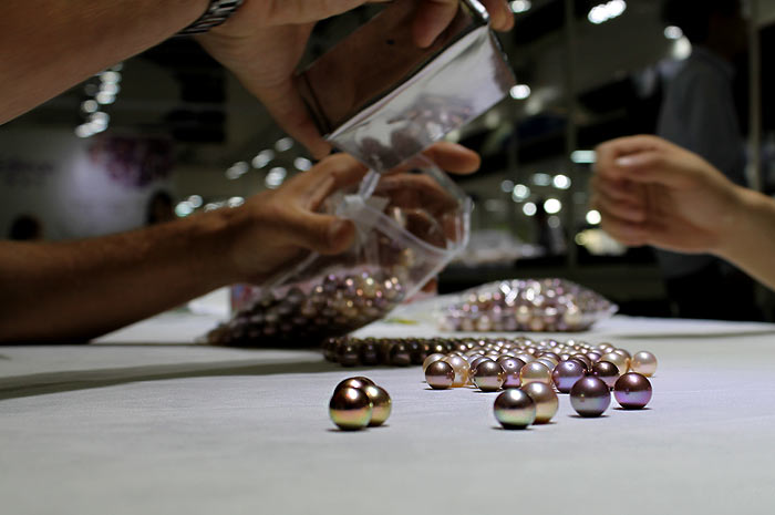 Sept. 2014 Hong Kong Gem Show - Day 1