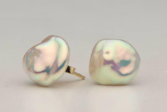 The Wide World of Pearls, 9th Issue: Everybody Loves Earrings - Wed 8/04/2020