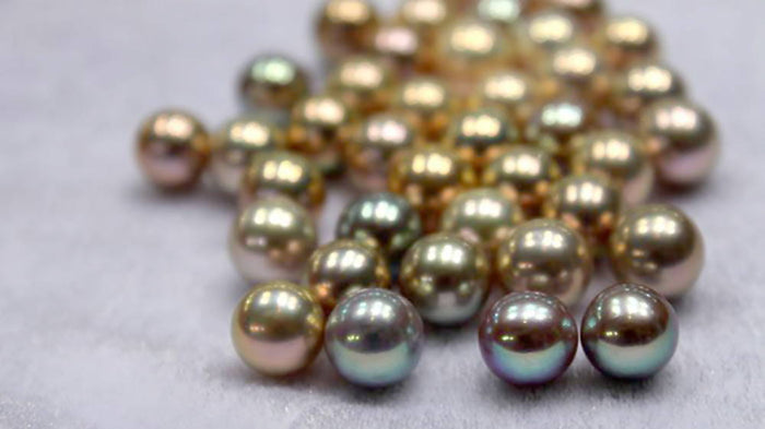 The Wide World of Pearls, Our 56th Issue: Welcome June - The Month of the PEARL