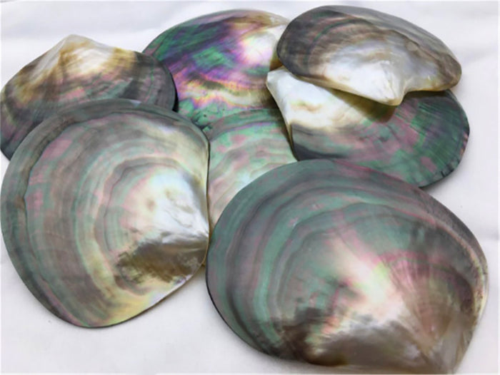 The Wide World of Pearls, Our 77th Issue: A Short History of Tahitian Pearls