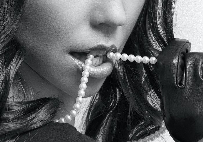 The Wide World of Pearls, Our 107th Issue: How To Tell Real From Fake Pearls
