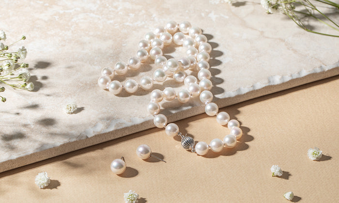 The Wide World of Pearls, Our 92nd Issue: What is the Best Pearl Necklace Size To Buy?