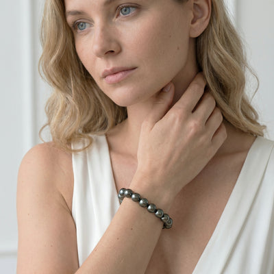 Tahitian True Round Pearl Bracelet, 10.0-11.0mm - AAA Quality
