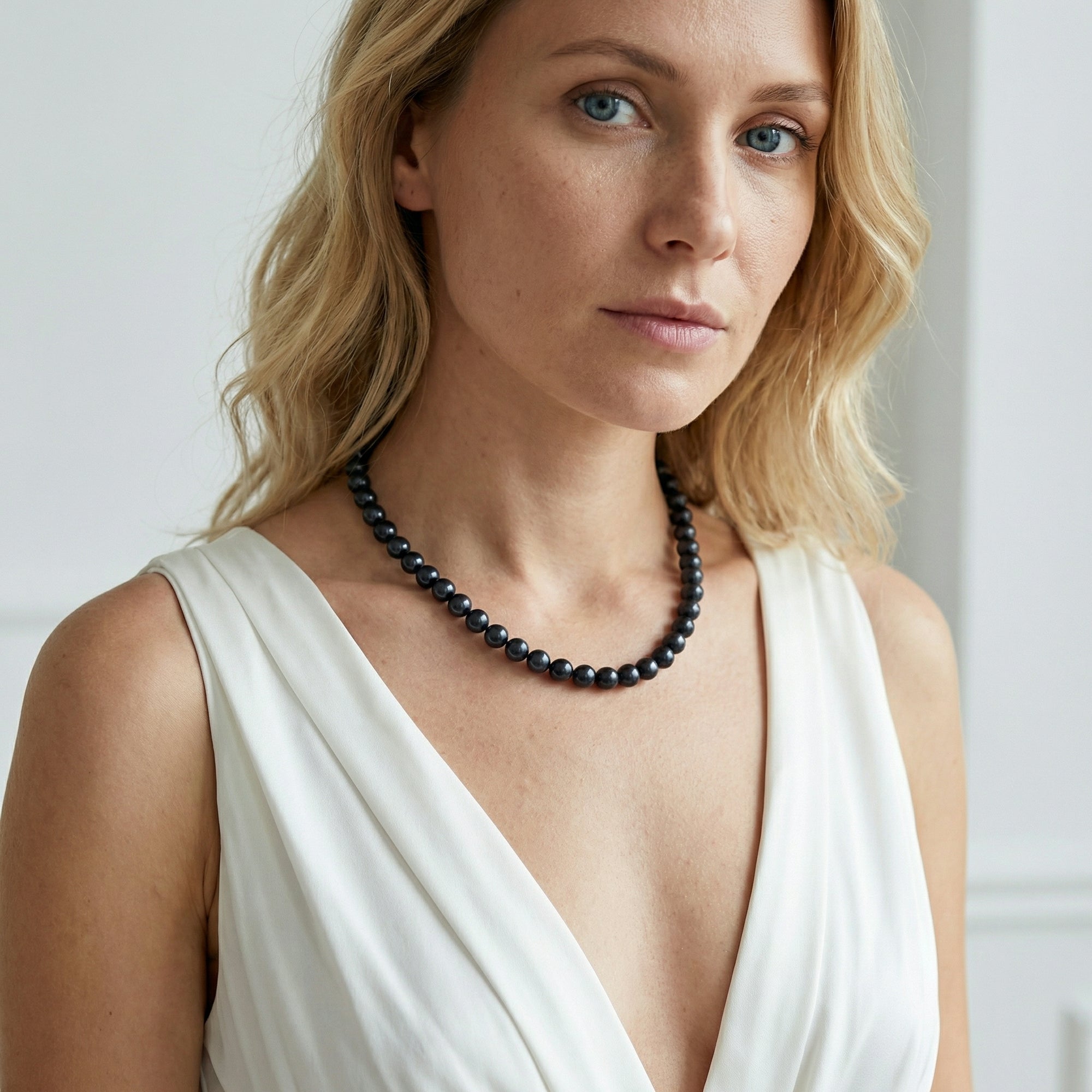 Black Japanese Akoya Pearl Necklace 8.0-8.5mm - AAA Quality