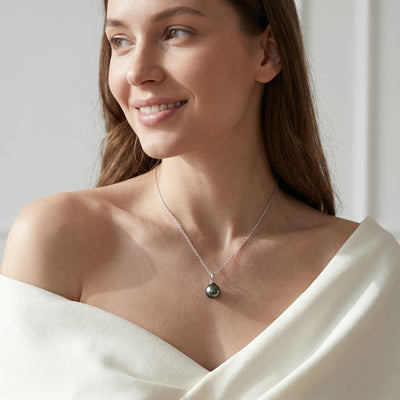 Black Tahitian Pearl Solitaire Pendant