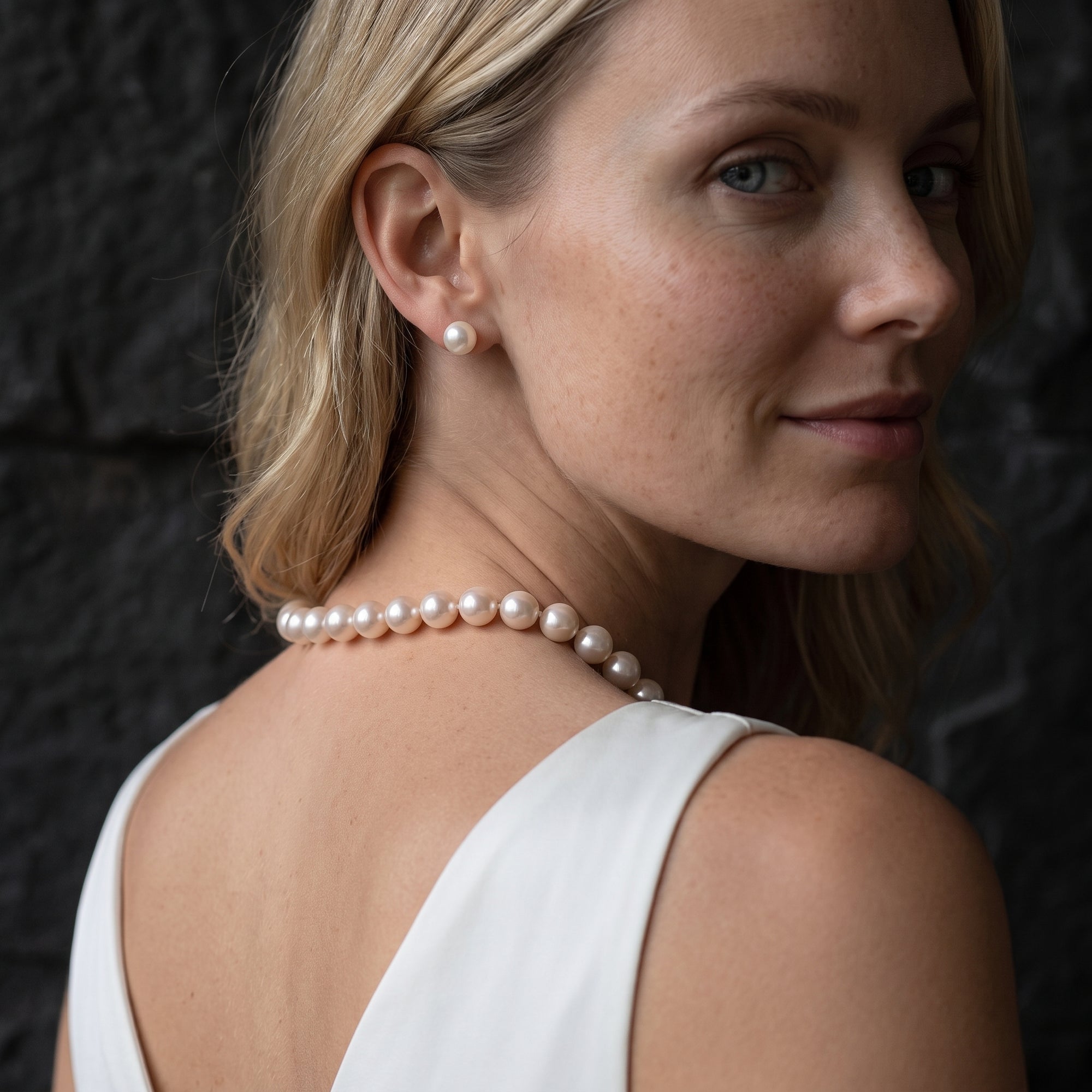9.5-10.5mm White Freshwater Pearl Necklace- AAAA Quality